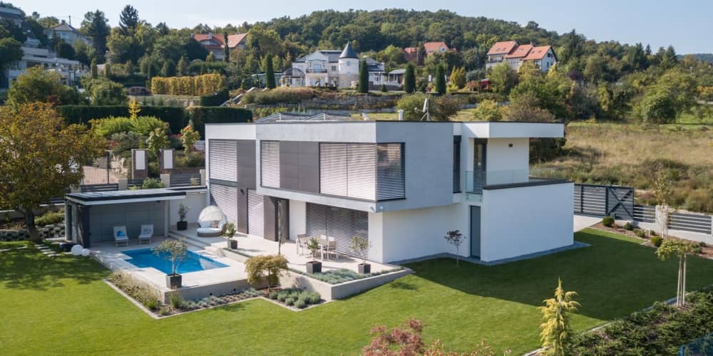 Örökpanorámás minimál ház Budán