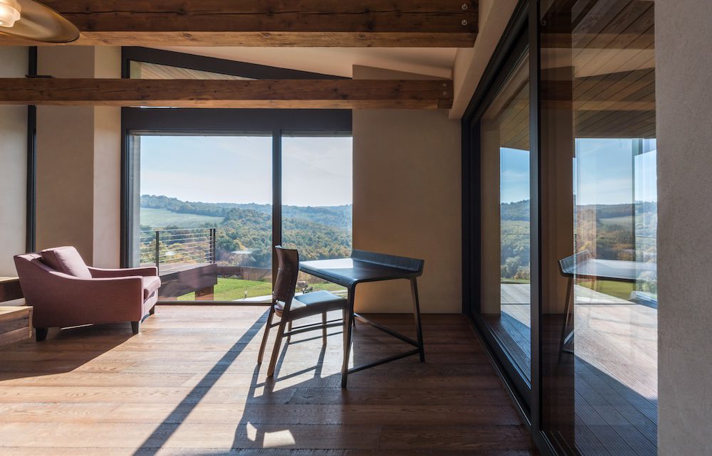 Reynaers-Schuco-aluminium-slide-door-toloajto-emelo-tolo-uvegfal-uveg-minimal-homlokzat-interior