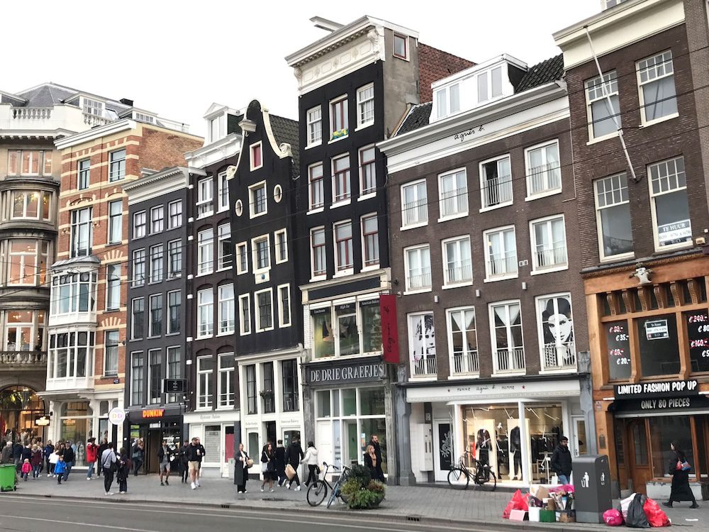 Amszterdam-ovaros-utca-reszlet