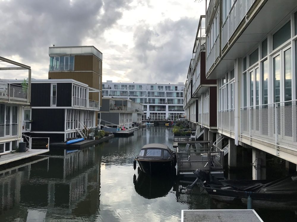 Rotterdam-uszo-hazak