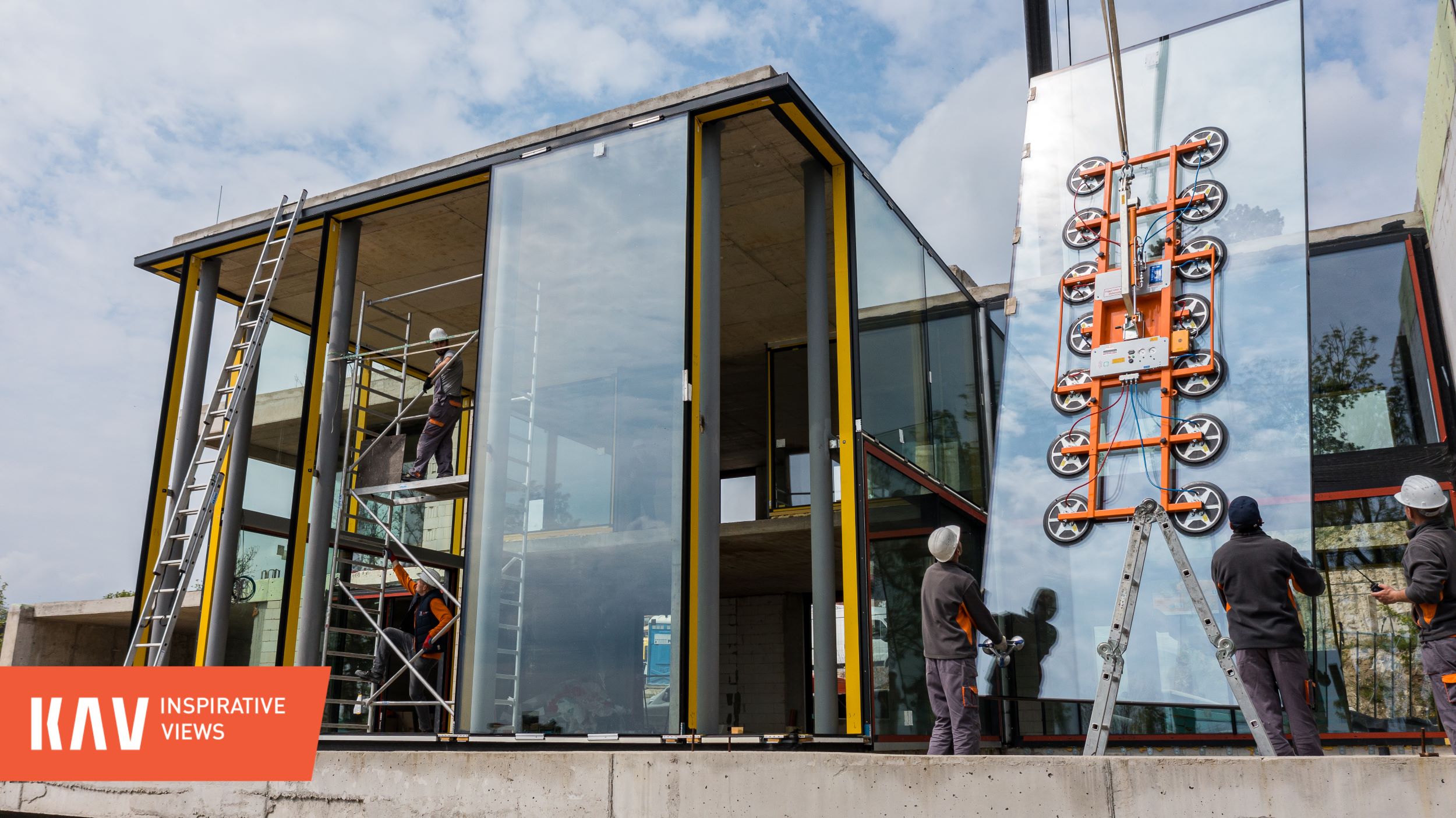 The Art of Installing Large Glass Panels: A Technical Journey with KAV - 5