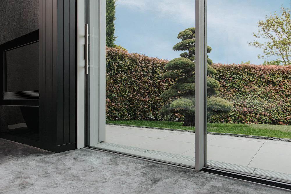 aluminium bejárati ajtó