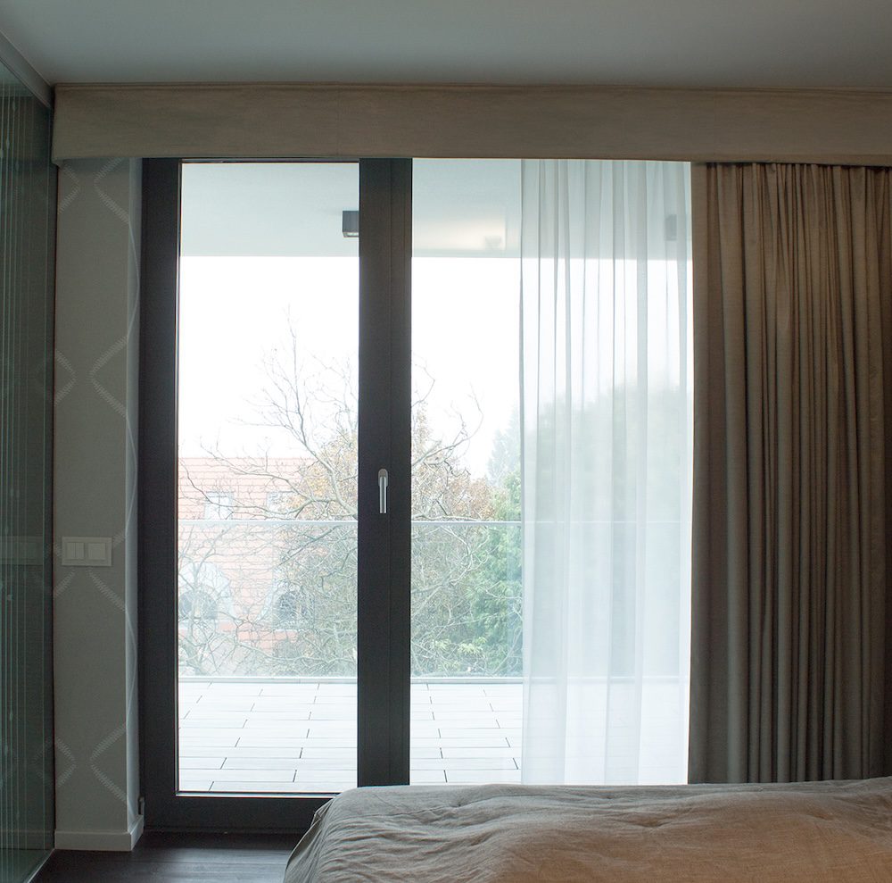 aluminium bejárati ajtó