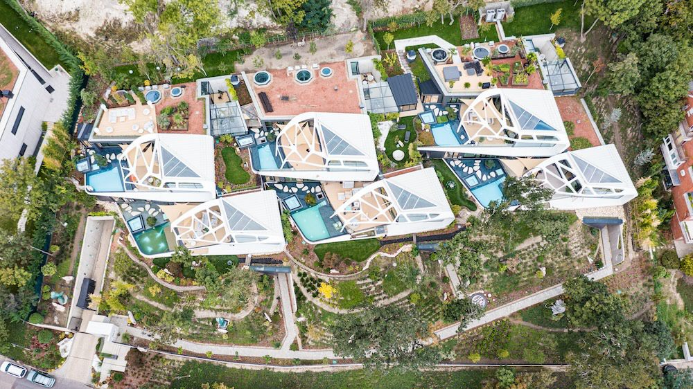 Schuco-aluminium-4-KAV-PD77-FW50-exclusive-window-sliding-door-glass-roof-exterior-minimal-house-garden-roof