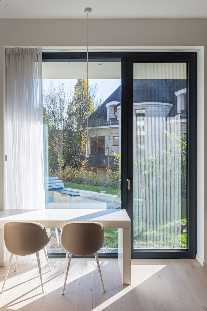 aluminium bejárati ajtó