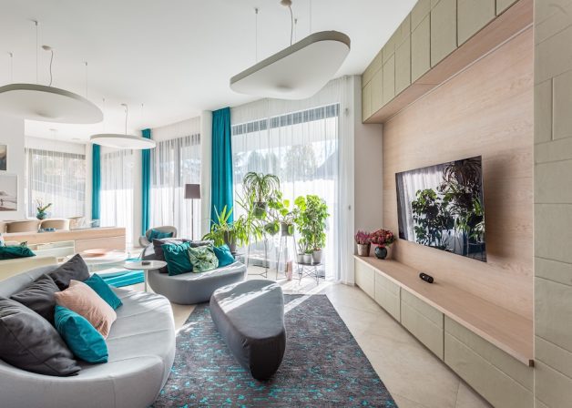 Schüco-alumínium-erkélyajtó-emelő-toló-ajtó-ablak-üveg-építészet-nappali-szoba-függöny-beltér-interior-2