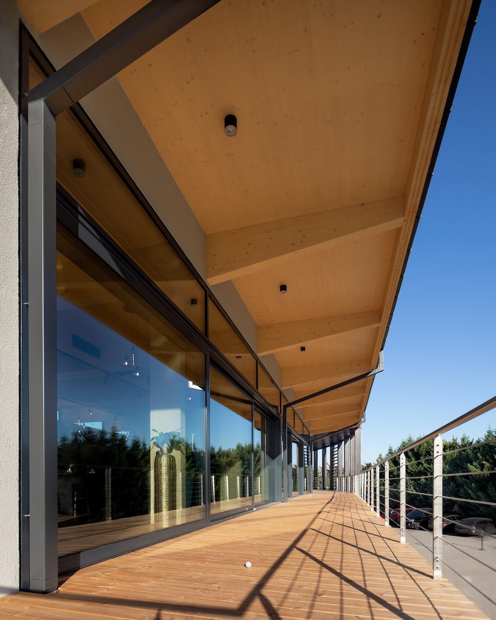 Schuco-aluminium-fuggonyfal-FW50-toloajto-Reynaers-slider-door-terasz-emelo-tolo-ajto-uvegfal