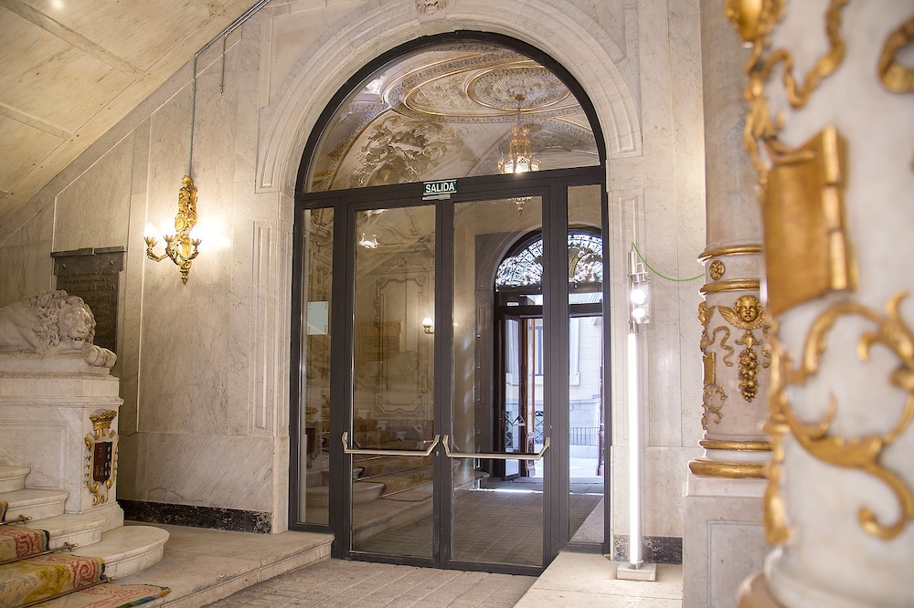 Jansen Janisol C4 Ei60 és Ei90 tűzgátló ajtórendszer – hőhídmentes acél nyílászáró